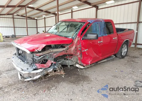 2010 Dodge Ram 1500 Slt/Sport/Trx z USA, uszkodzony, nr VIN 1D7RB1CT1AS195762